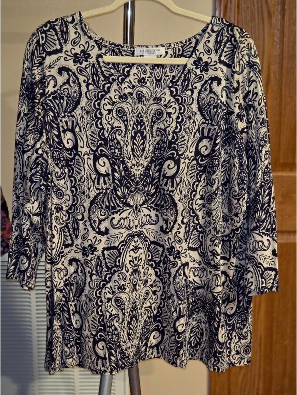 Liz Claiborne Woman 2X Cotton Tunic Top Black and Cream Pattern